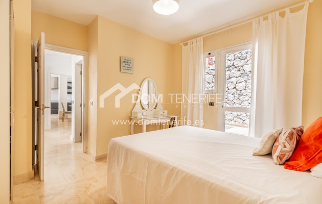 Kurzzeitmiete - Zweifamilienhaus -
Adeje - San Eugenio Alto