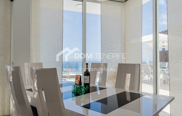 Kurzzeitmiete - Zweifamilienhaus -
Adeje - San Eugenio Alto