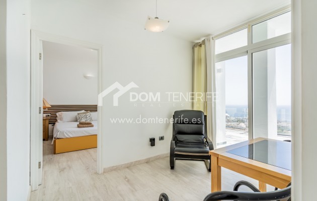 Kurzzeitmiete - Zweifamilienhaus -
Adeje - San Eugenio Alto