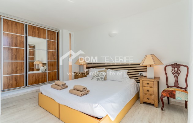 Kurzzeitmiete - Zweifamilienhaus -
Adeje - San Eugenio Alto
