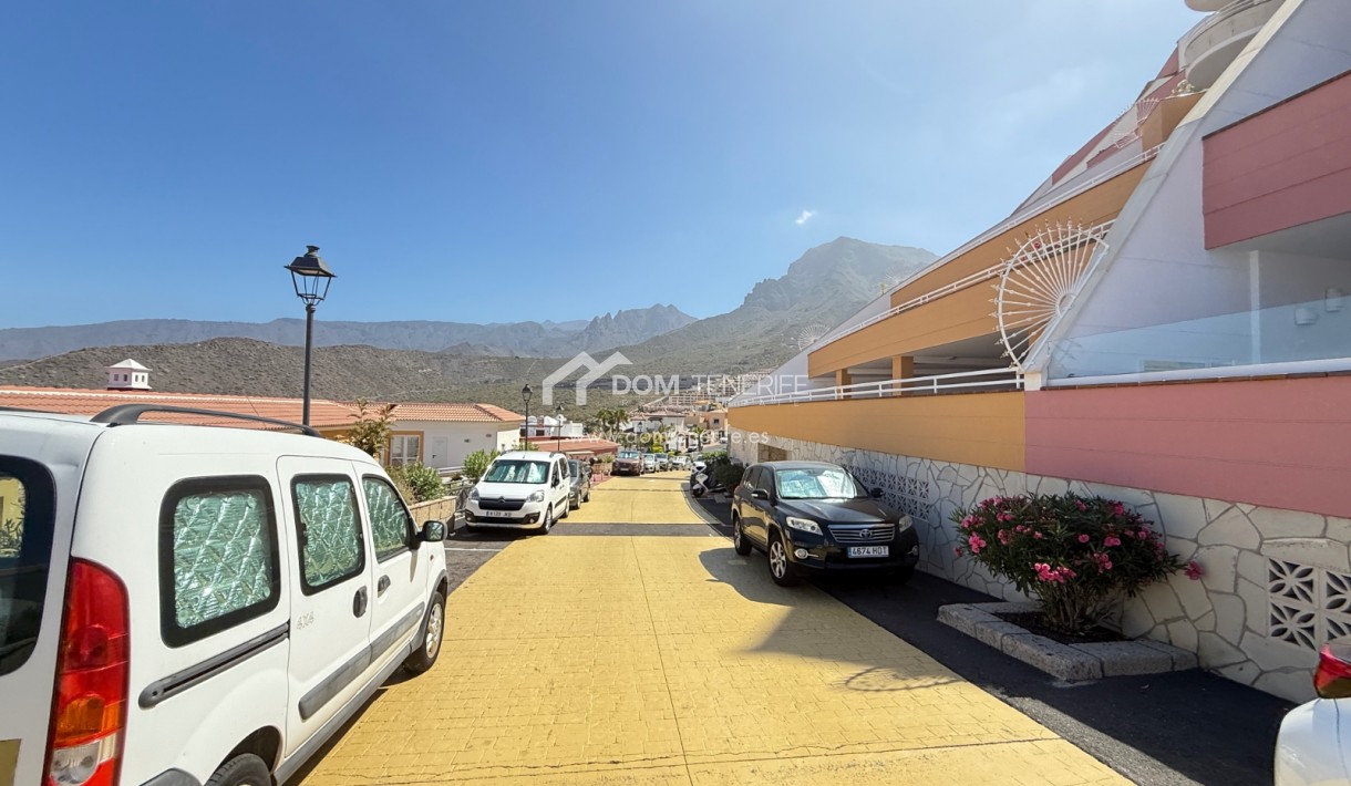 Wiederverkauf - Garage -
Adeje - Roque del Conde