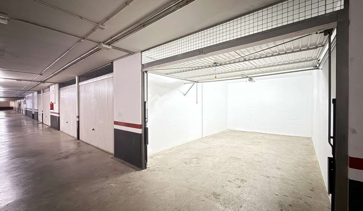 Wiederverkauf - Garage -
Adeje - Roque del Conde