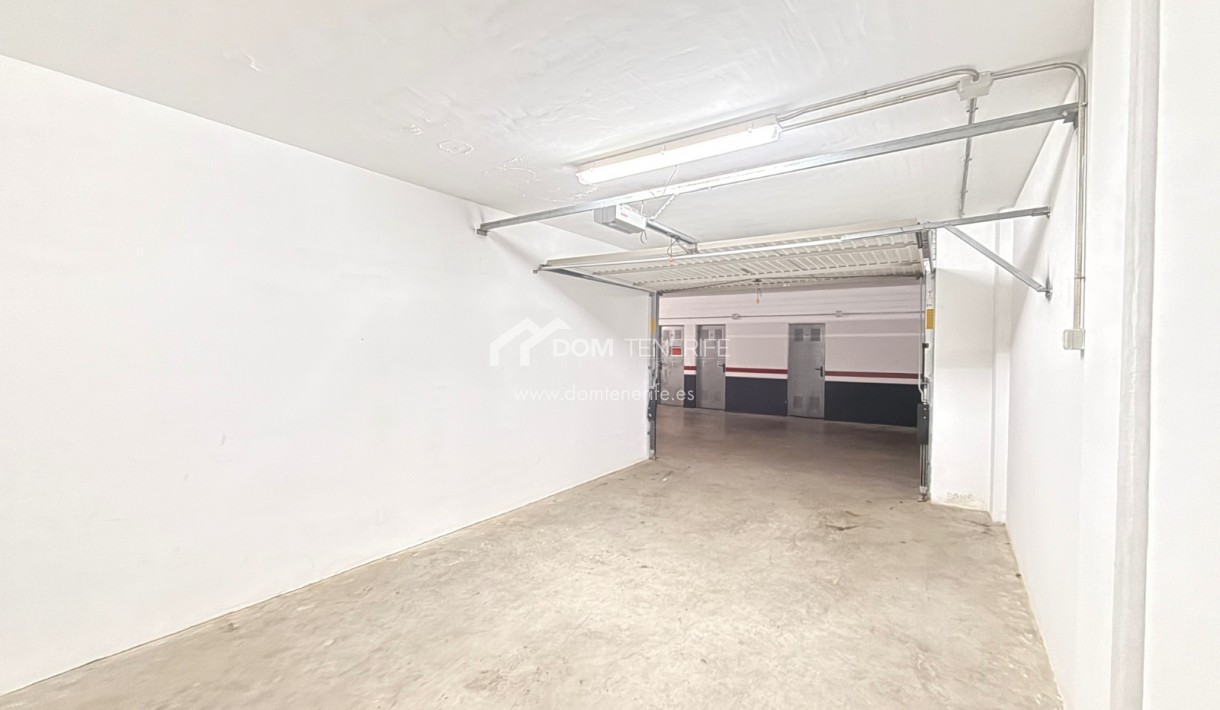 Wiederverkauf - Garage -
Adeje - Roque del Conde