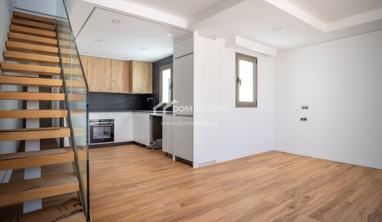 Wiederverkauf - Wohnung -
Santiago del Teide - Puerto Santiago