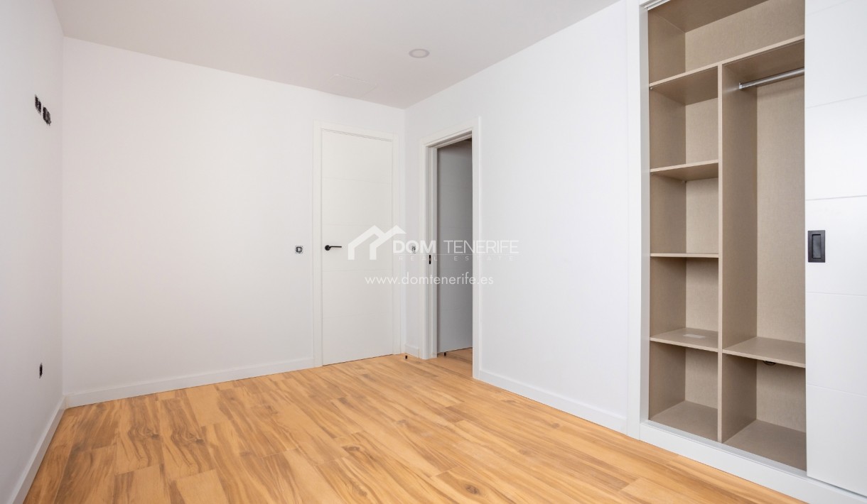 Wiederverkauf - Wohnung -
Santiago del Teide - Puerto Santiago