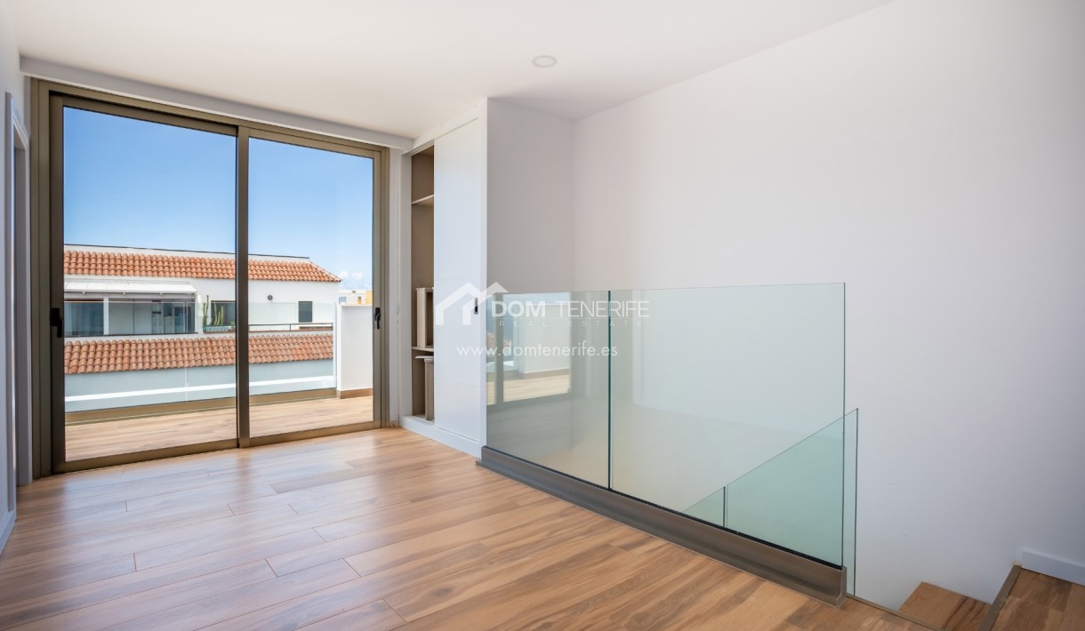 Wiederverkauf - Wohnung -
Santiago del Teide - Puerto Santiago
