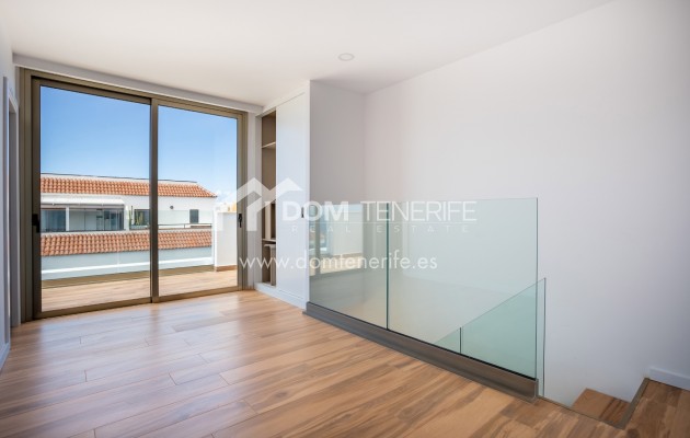 Wiederverkauf - Wohnung -
Santiago del Teide - Puerto Santiago