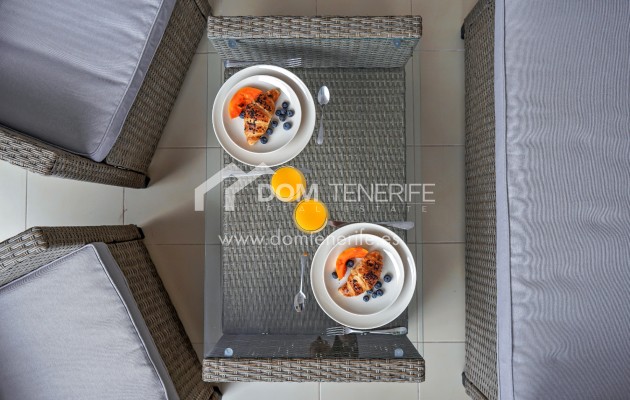 Venta - Apartamento -
Adeje - Playa Paraiso