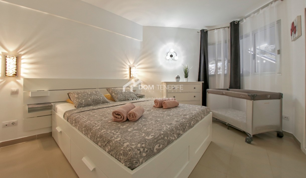 Venta - Apartamento -
Adeje - Playa Paraiso