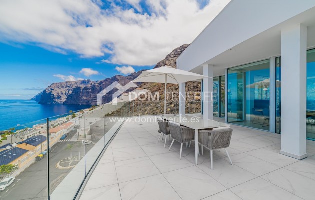 Sale - Penthouse -
Santiago del Teide - Los Gigantes