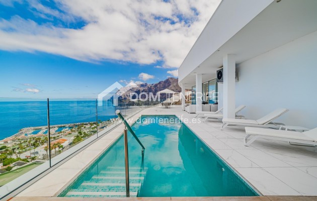 Sale - Penthouse -
Santiago del Teide - Los Gigantes
