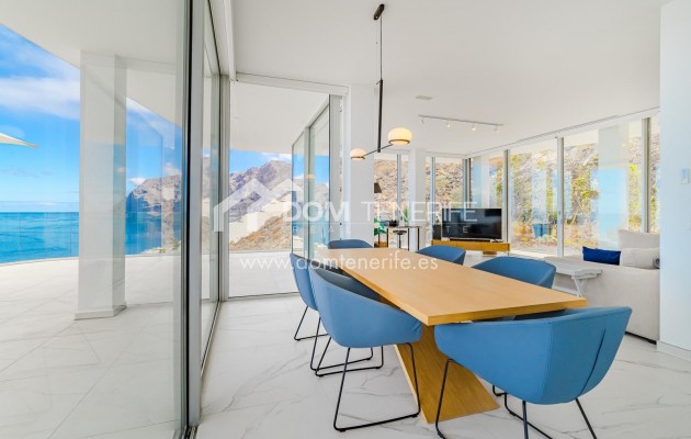 Sale - Penthouse -
Santiago del Teide - Los Gigantes