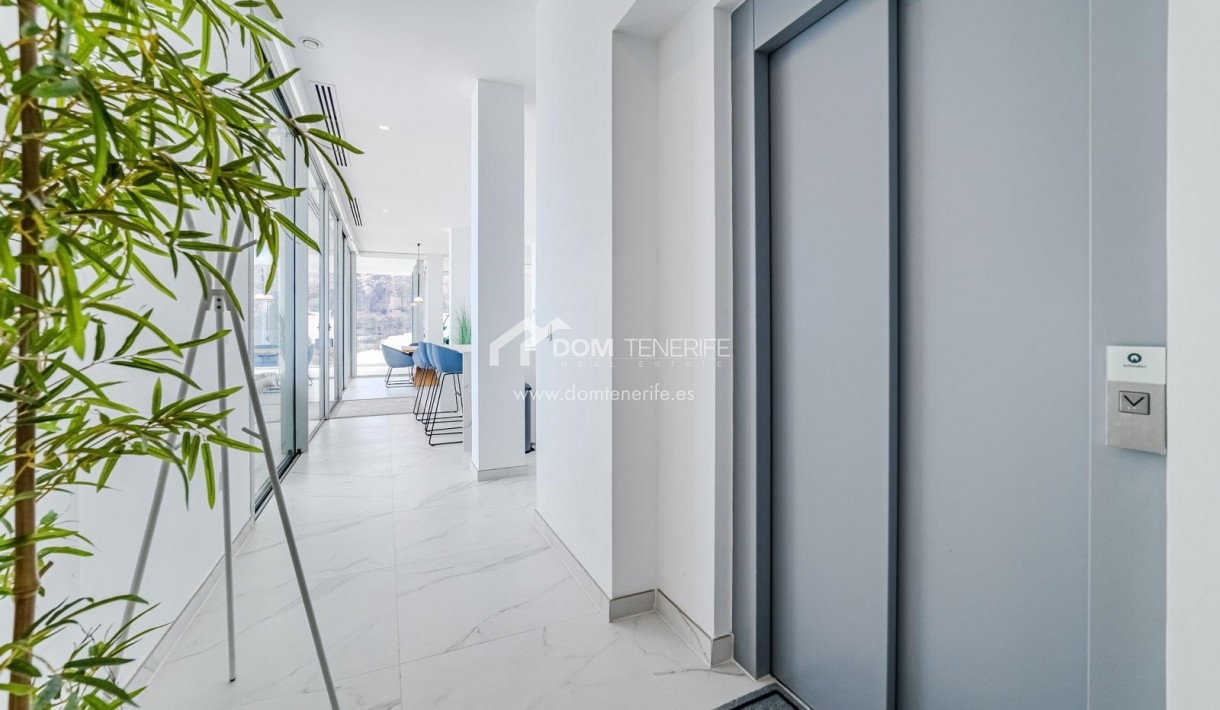 Sale - Penthouse -
Santiago del Teide - Los Gigantes