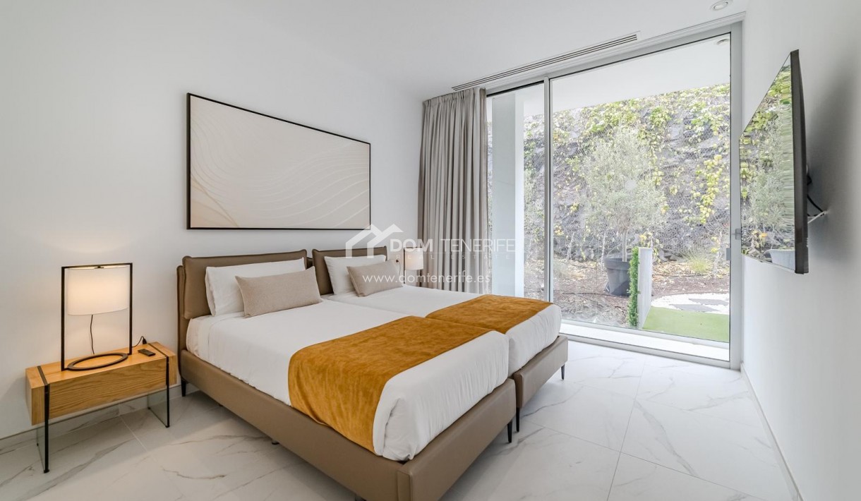 Sale - Penthouse -
Santiago del Teide - Los Gigantes