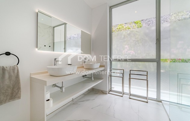 Sale - Penthouse -
Santiago del Teide - Los Gigantes