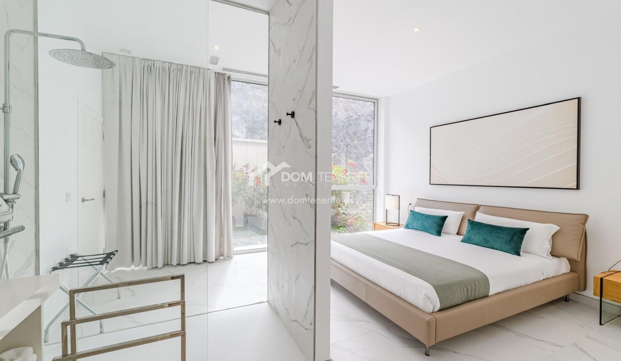 Sale - Penthouse -
Santiago del Teide - Los Gigantes