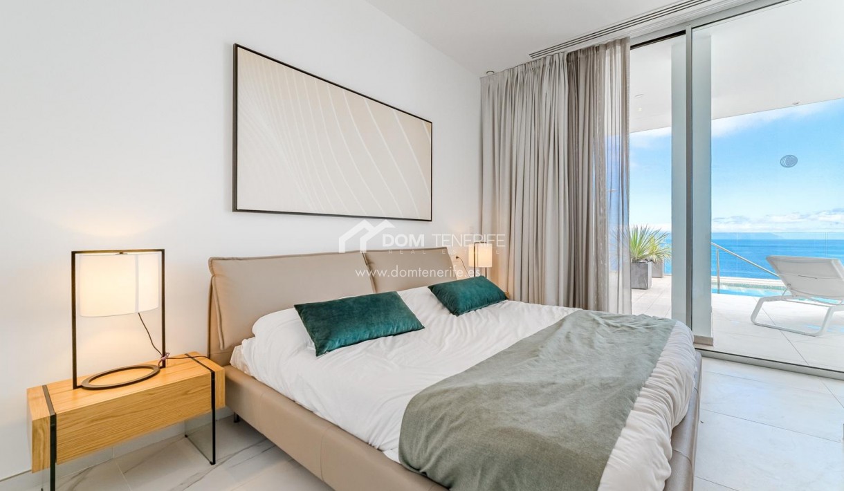 Sale - Penthouse -
Santiago del Teide - Los Gigantes