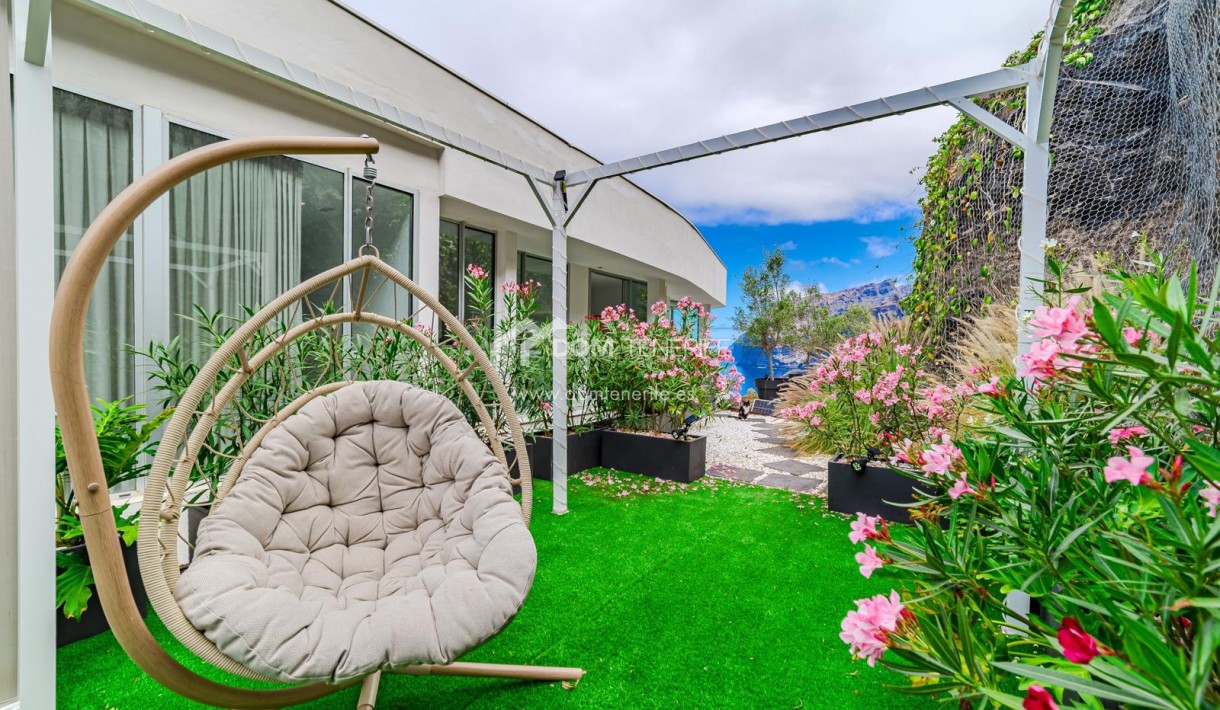 Sale - Penthouse -
Santiago del Teide - Los Gigantes
