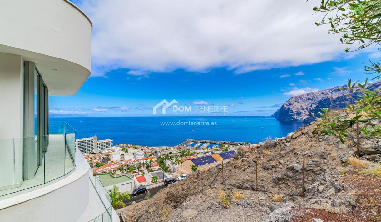 Sale - Penthouse -
Santiago del Teide - Los Gigantes