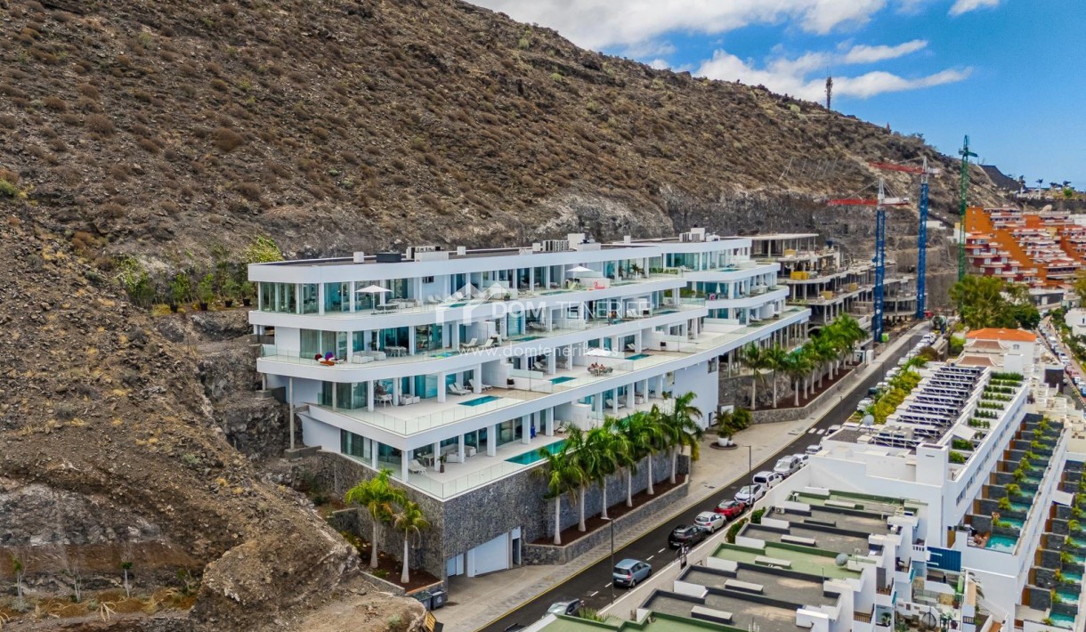 Sale - Penthouse -
Santiago del Teide - Los Gigantes