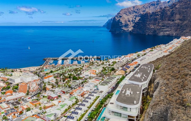 Sale - Penthouse -
Santiago del Teide - Los Gigantes