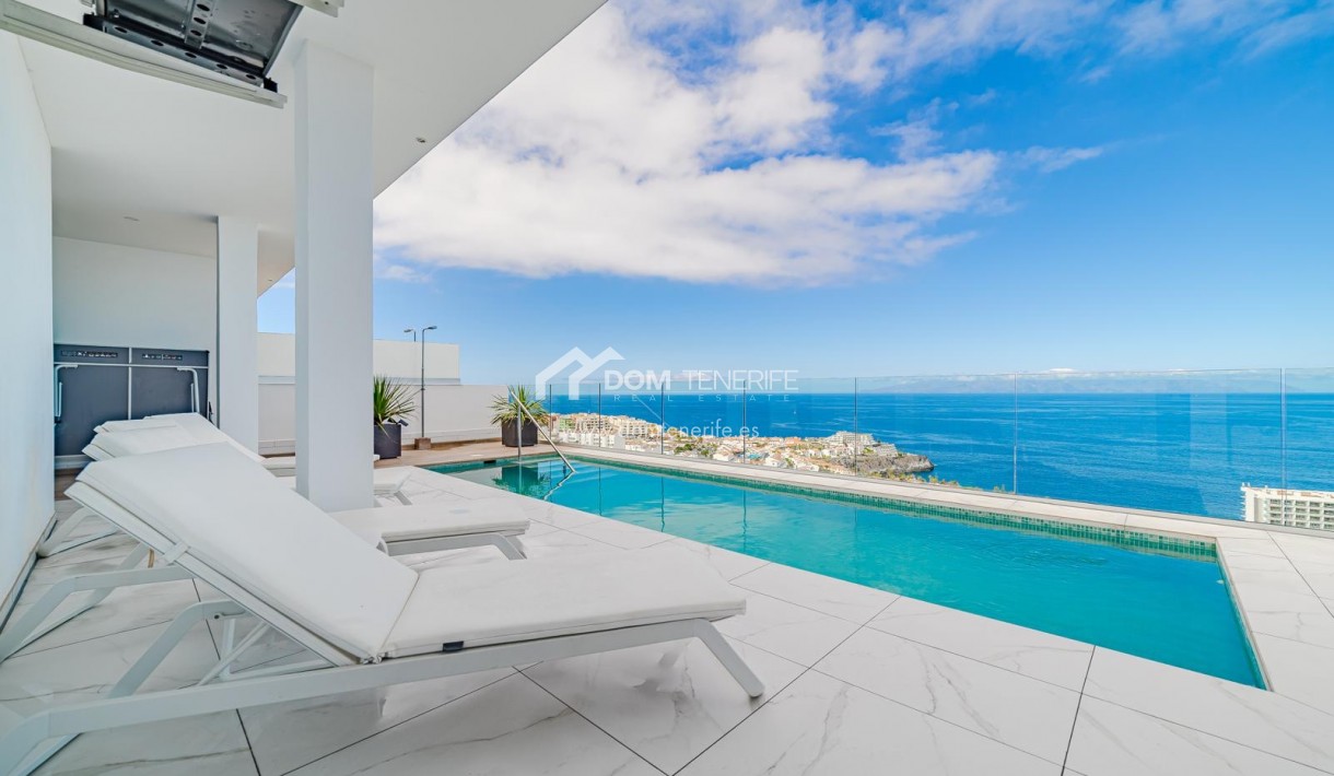 Sale - Penthouse -
Santiago del Teide - Los Gigantes
