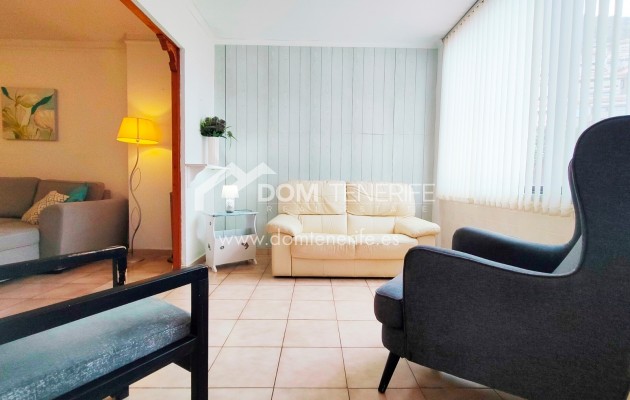 Продажа - Апартамент -
Арона - Лос Кристианос