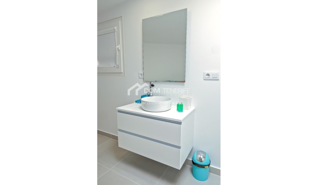 Venta - Apartamento -
Adeje - El Duque