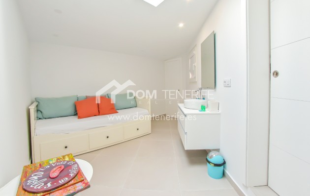 Venta - Apartamento -
Adeje - El Duque