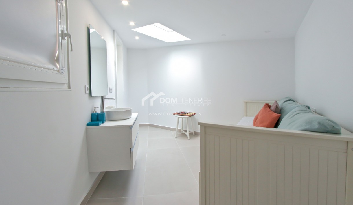 Venta - Apartamento -
Adeje - El Duque
