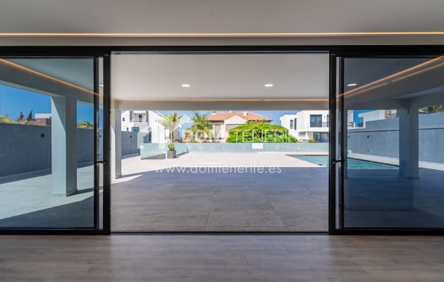 Revente - Villa -
Adeje