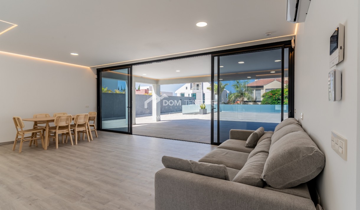 Revente - Villa -
Adeje