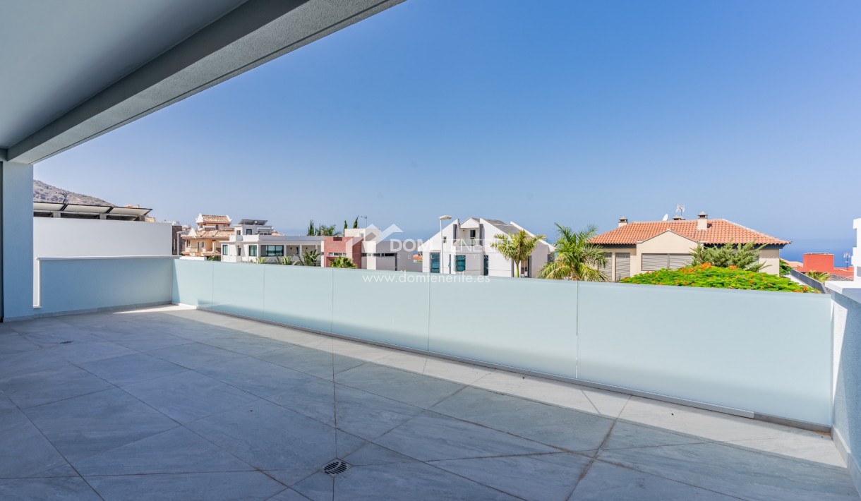 Revente - Villa -
Adeje