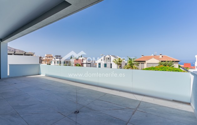 Revente - Villa -
Adeje