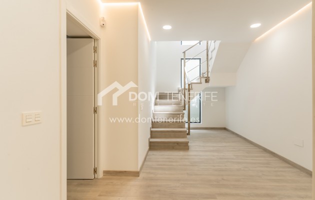 Revente - Villa -
Adeje