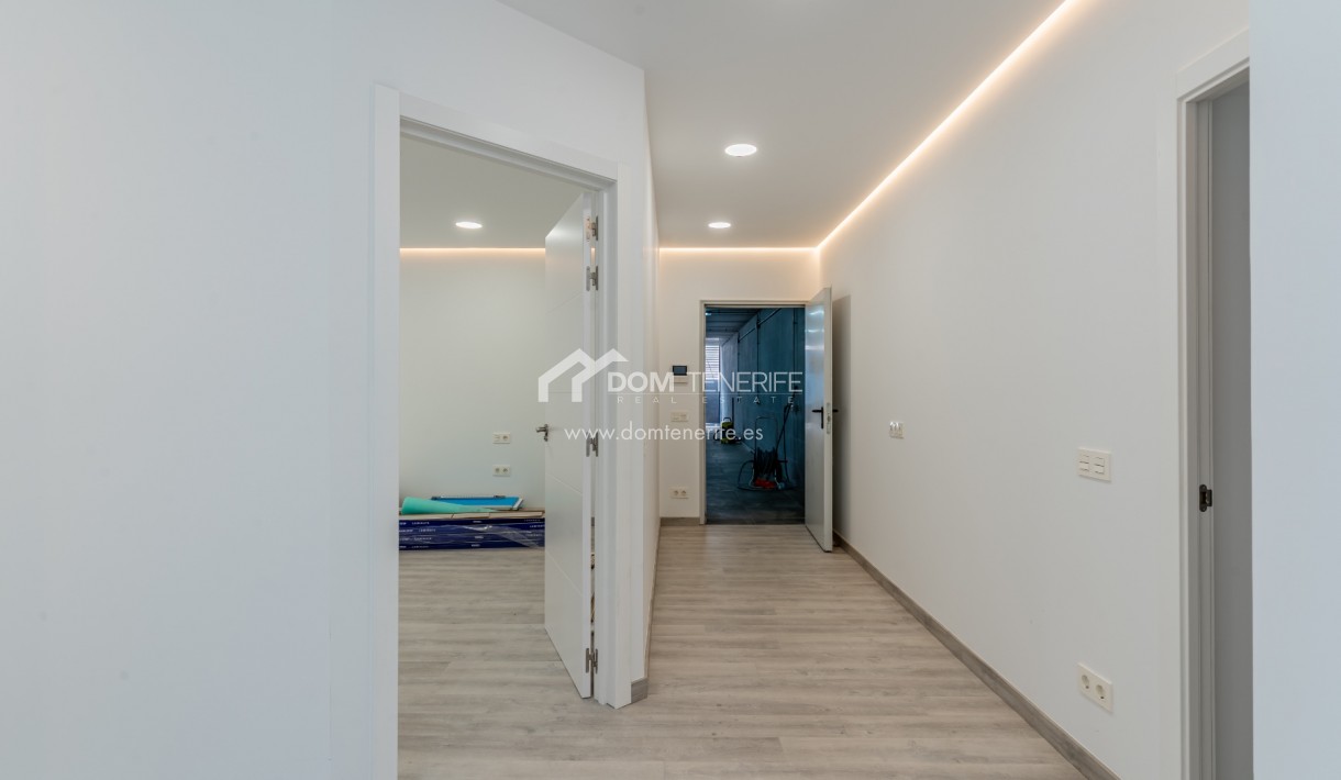 Revente - Villa -
Adeje