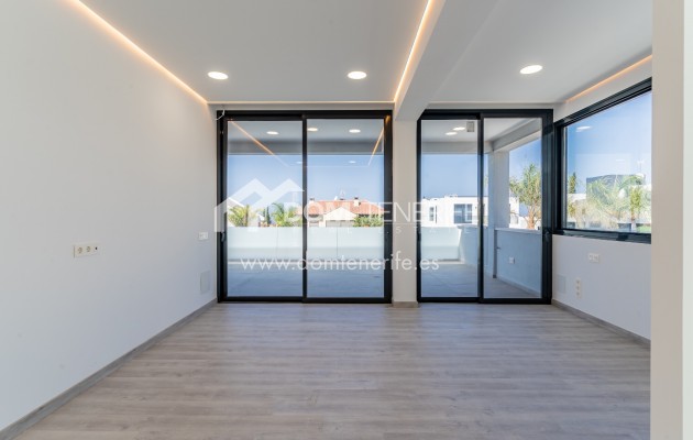 Revente - Villa -
Adeje