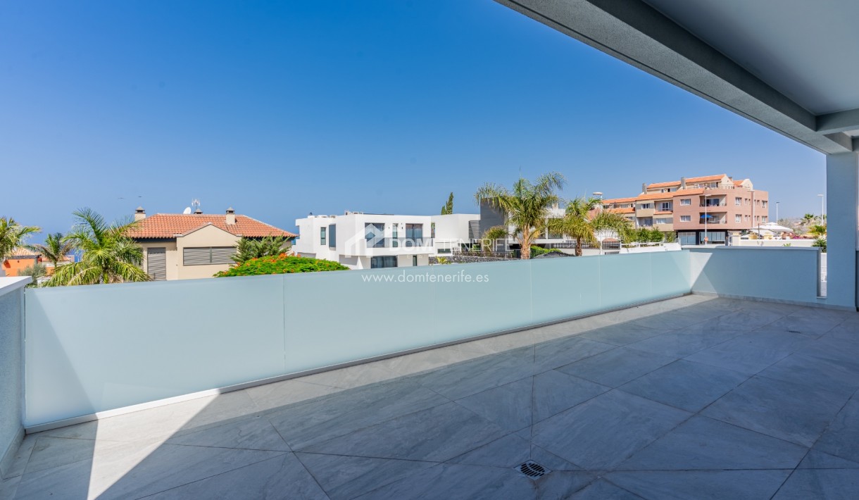 Revente - Villa -
Adeje
