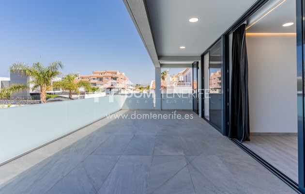 Revente - Villa -
Adeje