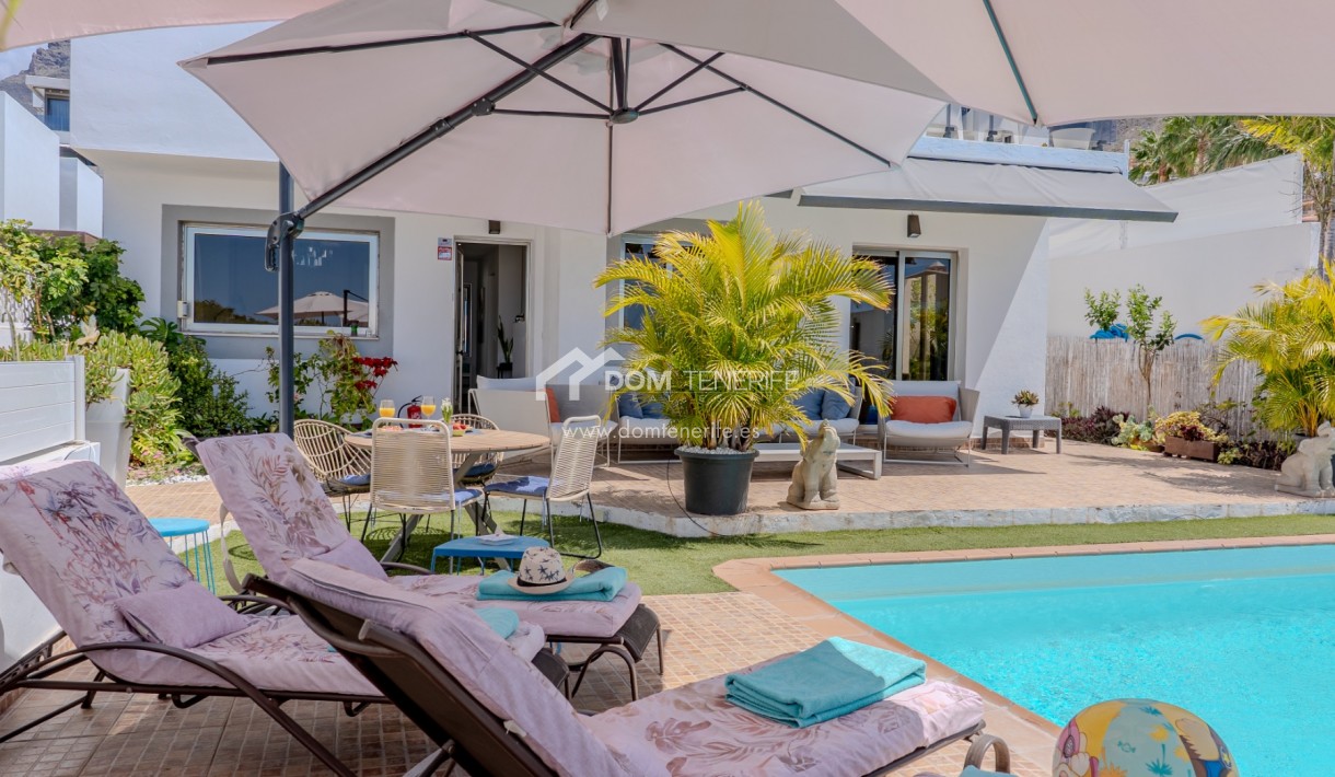 Kurzzeitmiete - Wohnung -
Adeje - El Madroñal