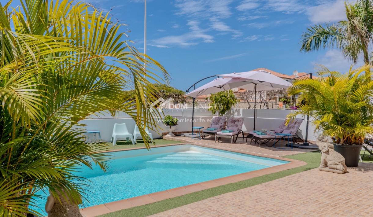 Kurzzeitmiete - Wohnung -
Adeje - El Madroñal