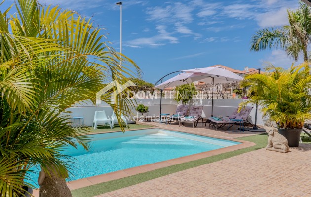 Kurzzeitmiete - Wohnung -
Adeje - El Madroñal