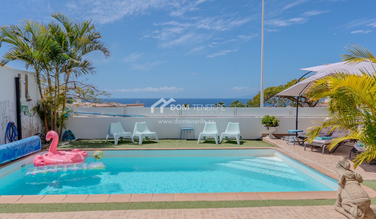 Kurzzeitmiete - Wohnung -
Adeje - El Madroñal