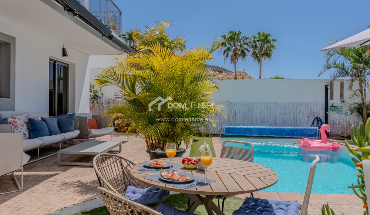 Kurzzeitmiete - Wohnung -
Adeje - El Madroñal