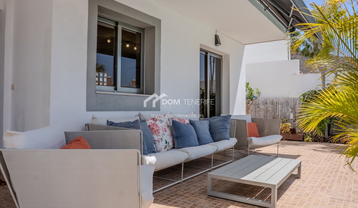 Kurzzeitmiete - Wohnung -
Adeje - El Madroñal