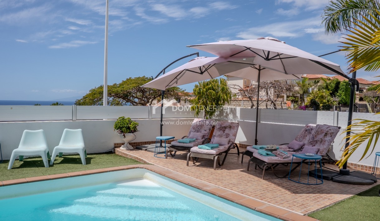 Kurzzeitmiete - Wohnung -
Adeje - El Madroñal