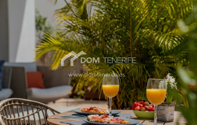 Kurzzeitmiete - Wohnung -
Adeje - El Madroñal