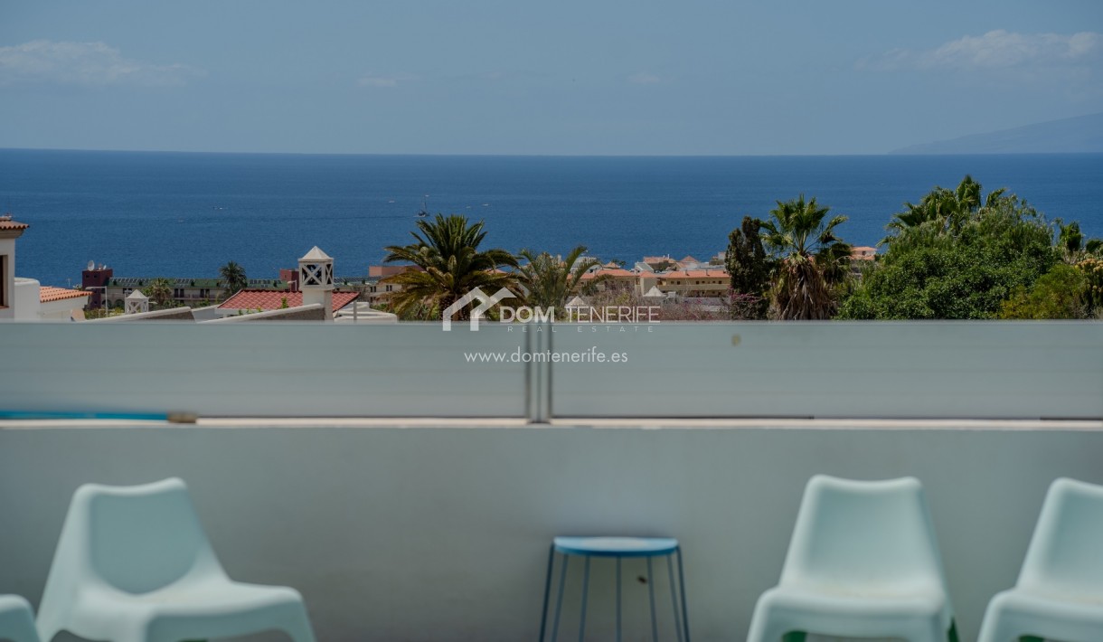 Kurzzeitmiete - Wohnung -
Adeje - El Madroñal