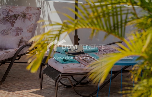 Kurzzeitmiete - Wohnung -
Adeje - El Madroñal