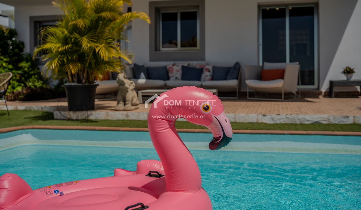 Kurzzeitmiete - Wohnung -
Adeje - El Madroñal